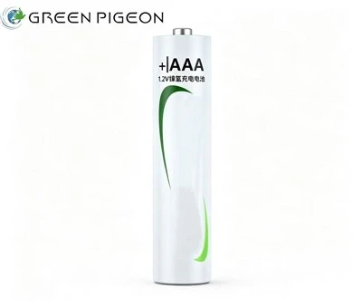 Genopladelige AAA-batterier med oplader